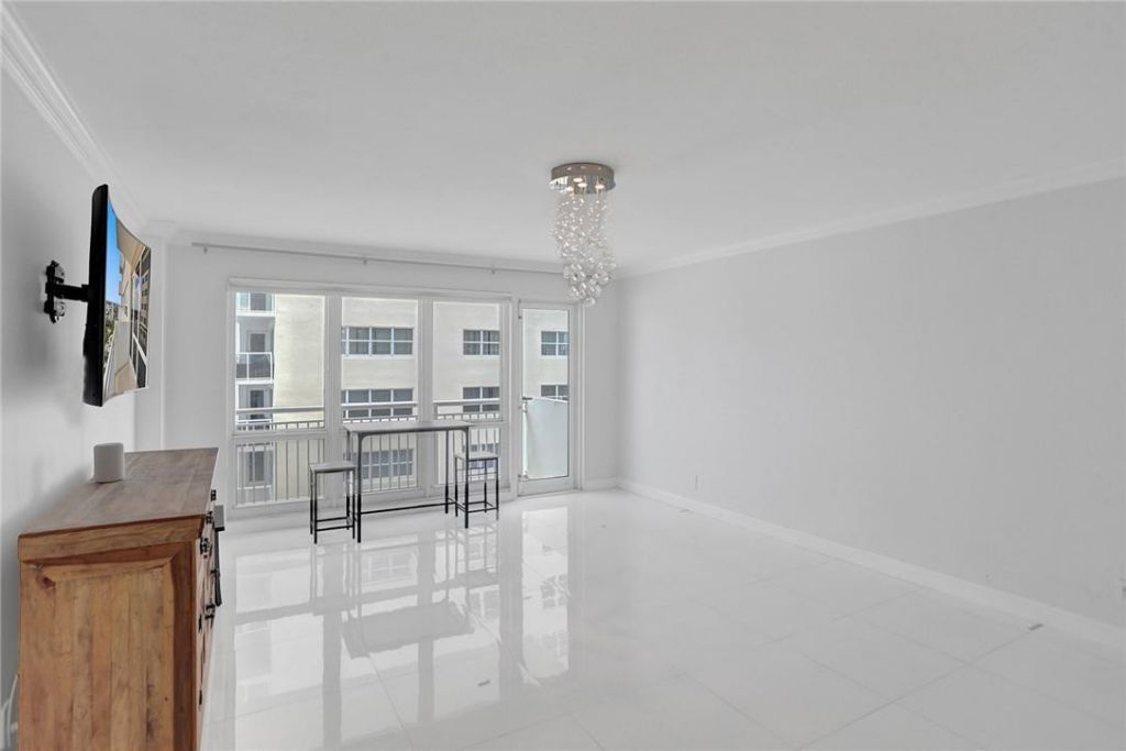 133 N Pompano Beach Boulevard, Unit 1103, Pompano Beach, FL 33062 Photo