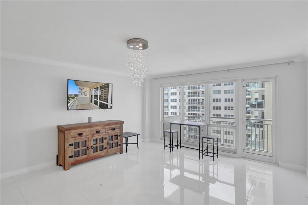 133 N Pompano Beach Boulevard, Unit 1103, Pompano Beach, FL 33062 Photo