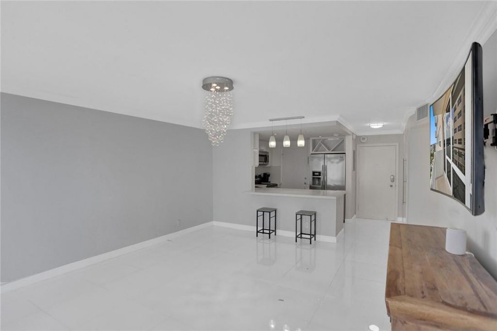 133 N Pompano Beach Boulevard, Unit 1103, Pompano Beach, FL 33062 Photo