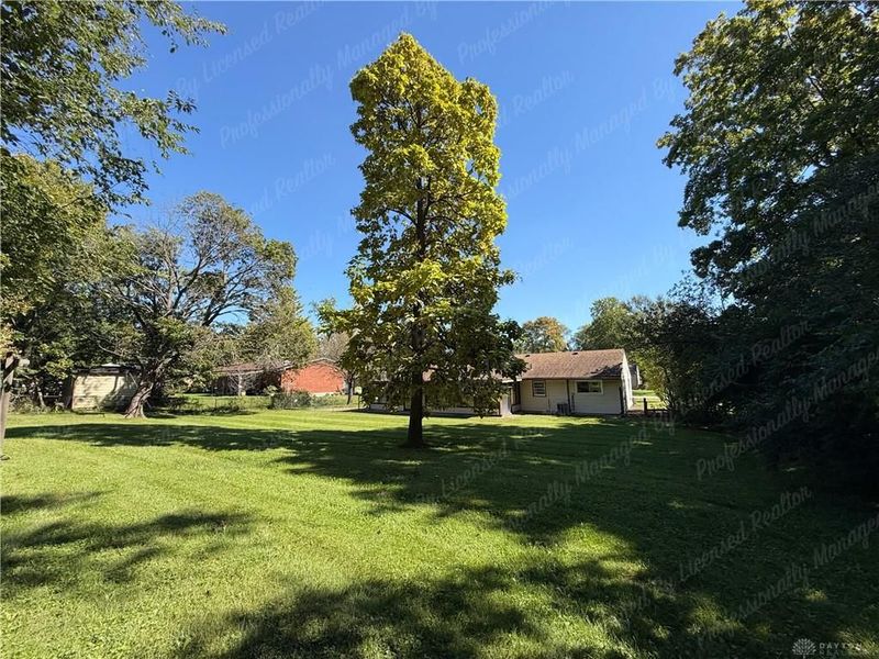 1927 N Central Drive, Beavercreek, OH 45432 Photo 33