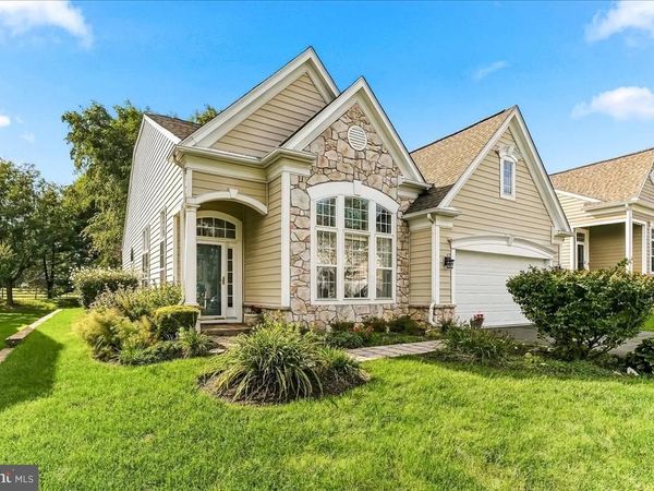 219 KATSURA DRIVE , KENNETT SQUARE, PA 19348