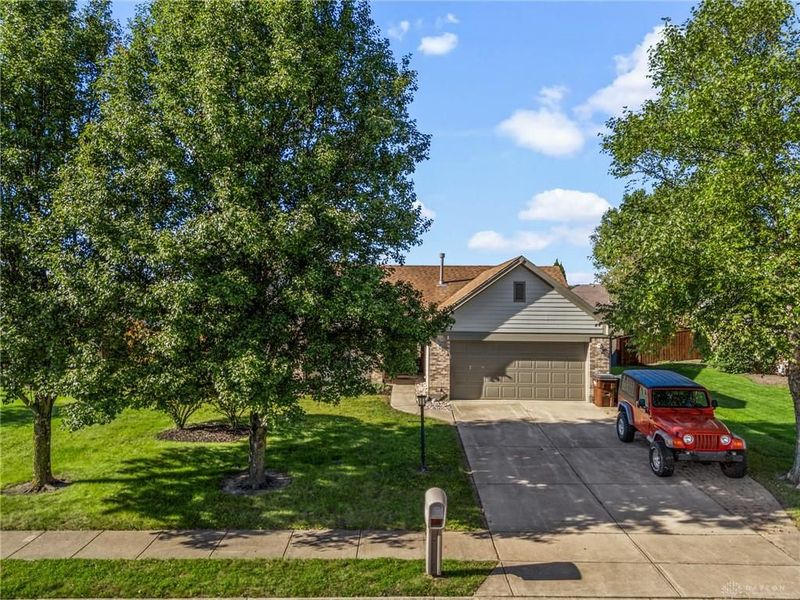 6854 Sun Ridge Drive, Waynesville, OH 45068 Photo 2