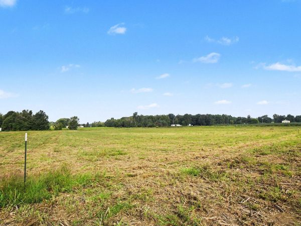VL County Road 687, Bangor, MI 49013
