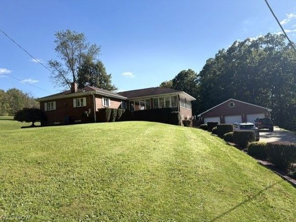 3146 County Road 43 , Steubenville, OH 43952