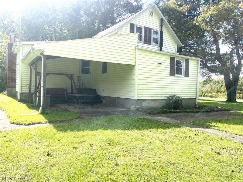 5798 Ridge Road, Cortland, OH 44410 Photo 11