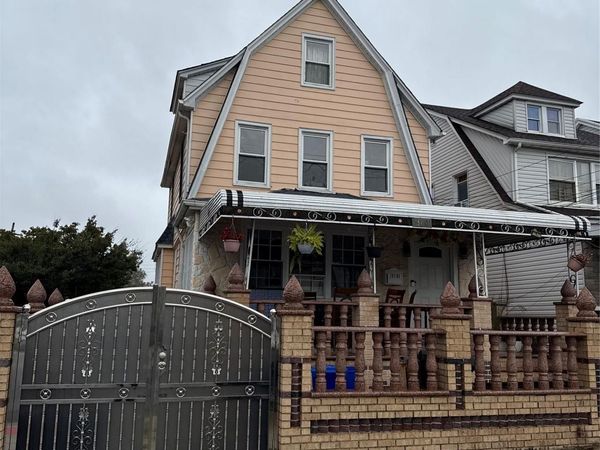 13101 116th Avenue , South Ozone Park, NY 11420