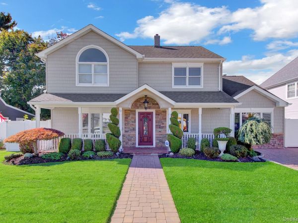 12 Crabtree Lane, Levittown, NY 11756