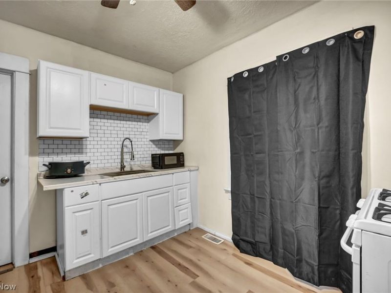 3410 E 134th Street, East Cleveland, OH 44120 Photo 5