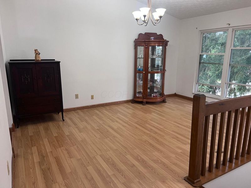 1089 Esther Drive, Columbus, OH 43207 Photo 7