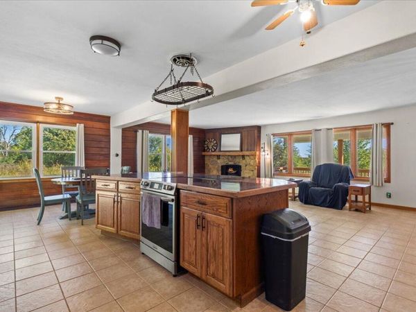 S86W24070 Edgewood AVENUE, Big Bend, WI 53103