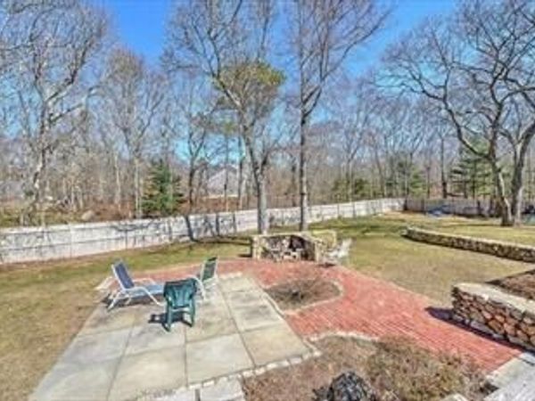 12 Cardinal Road , Sandwich, MA 02563