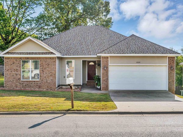 1220 S Chatfield Road, Benton, AR 72015