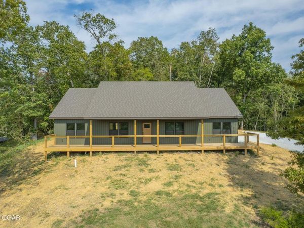 802 E Maness Street, Anderson, MO 64831