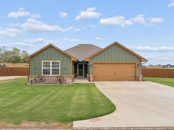 1934 Eli Avenue, Tuttle, OK 73089