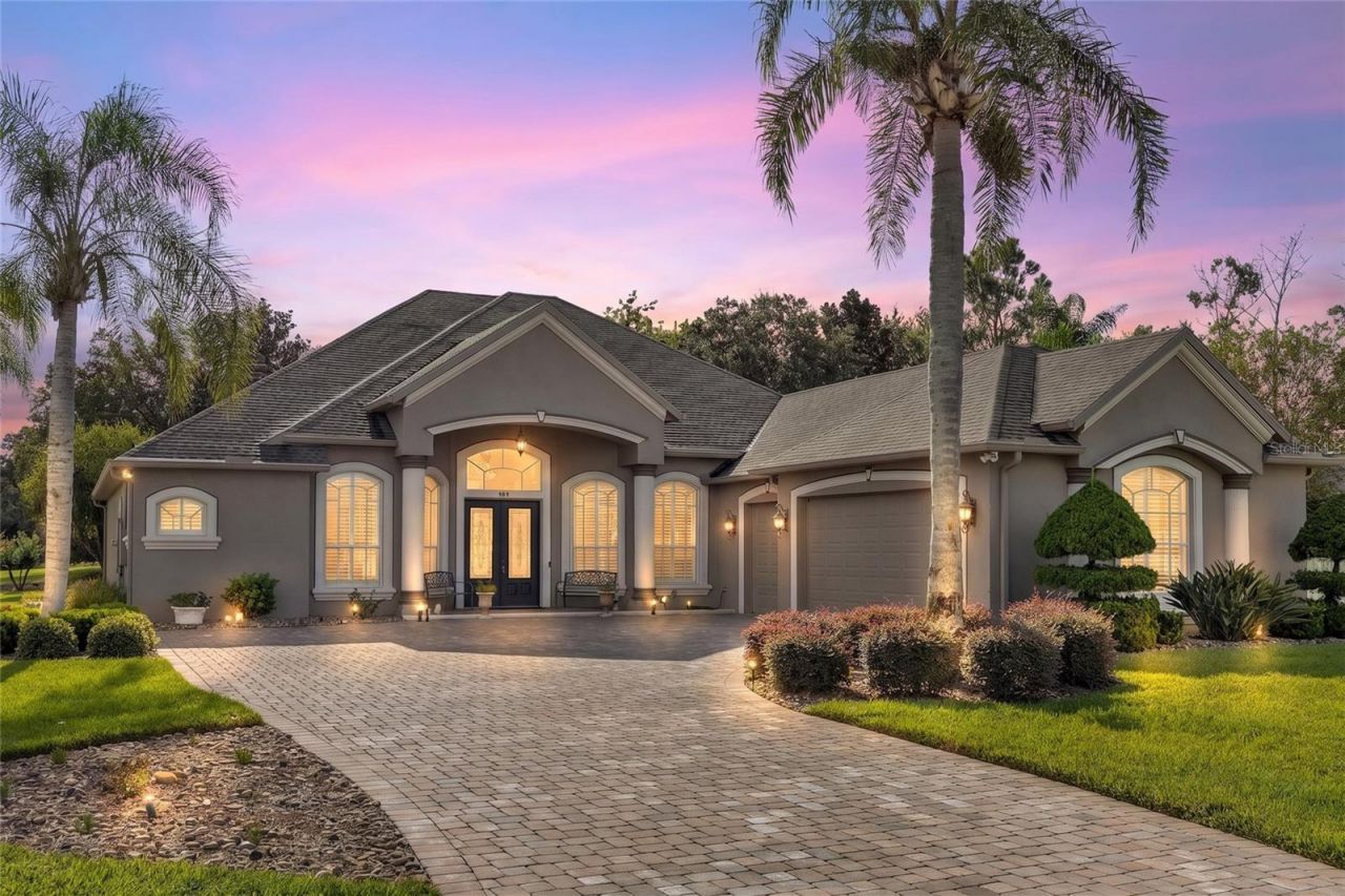 181 Hawkcrest Court , Debary, FL 32713 Main Photo