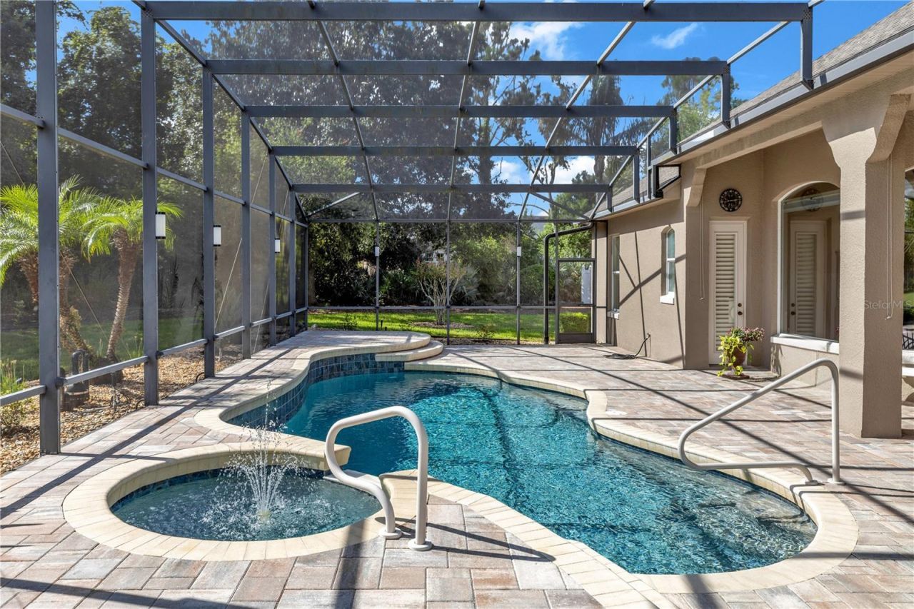 181 Hawkcrest Court , Debary, FL 32713 Photo