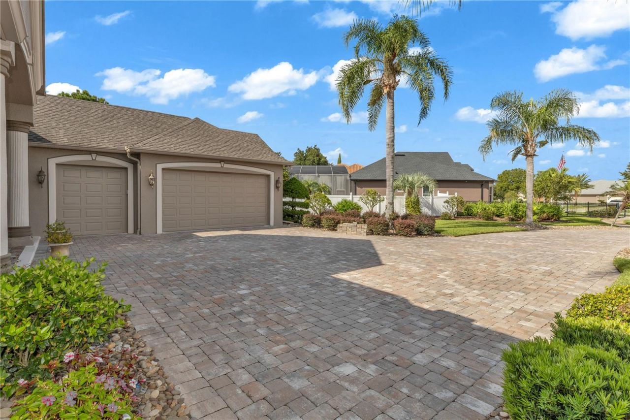 181 Hawkcrest Court , Debary, FL 32713 Photo