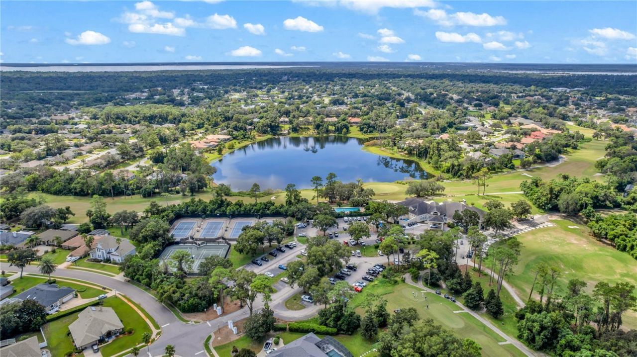 181 Hawkcrest Court , Debary, FL 32713 Photo