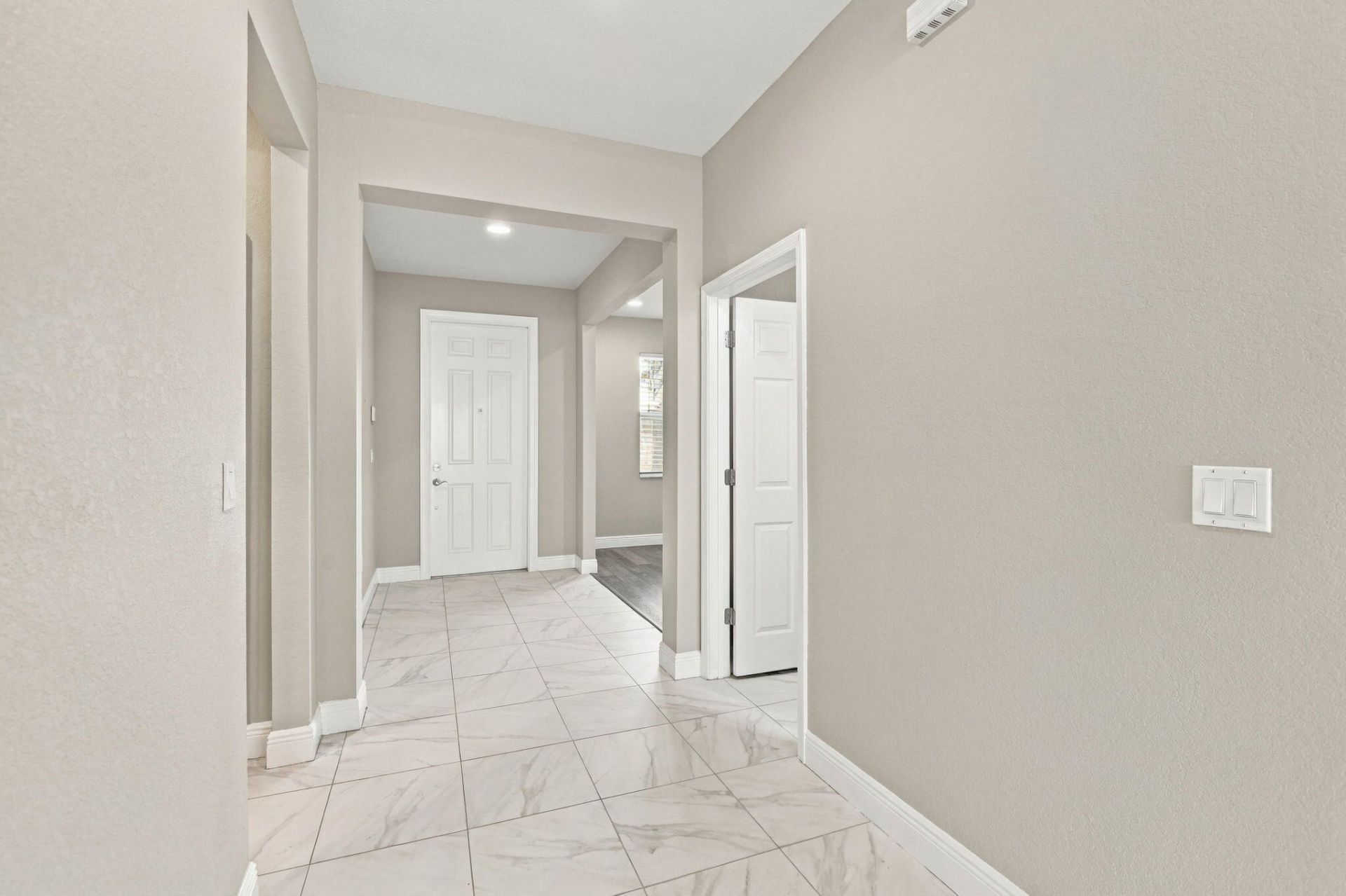 1247 NW Leonardo Circle, Port Saint Lucie, FL 34986 Photo