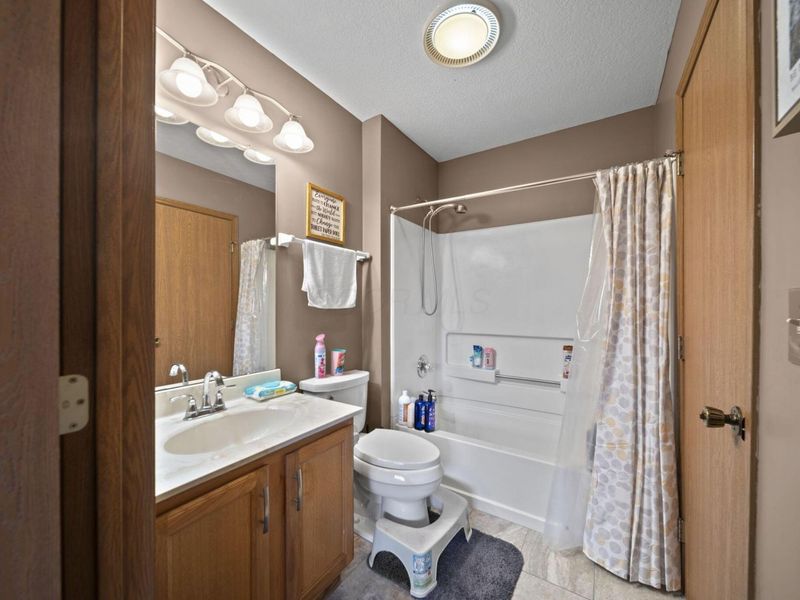 4982 Meadow Run Drive, Hilliard, OH 43026 Photo 25