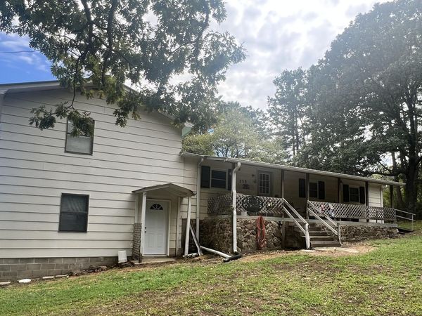 259 E Red Barn Road, Cave City, AR 72521
