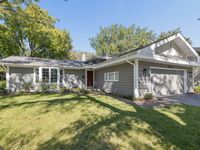 1013 Plum Hollow Court, Naperville, IL 60563 primary photo