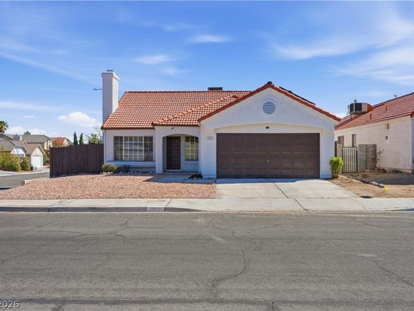 1013 Greystone Drive, Las Vegas, NV 89108