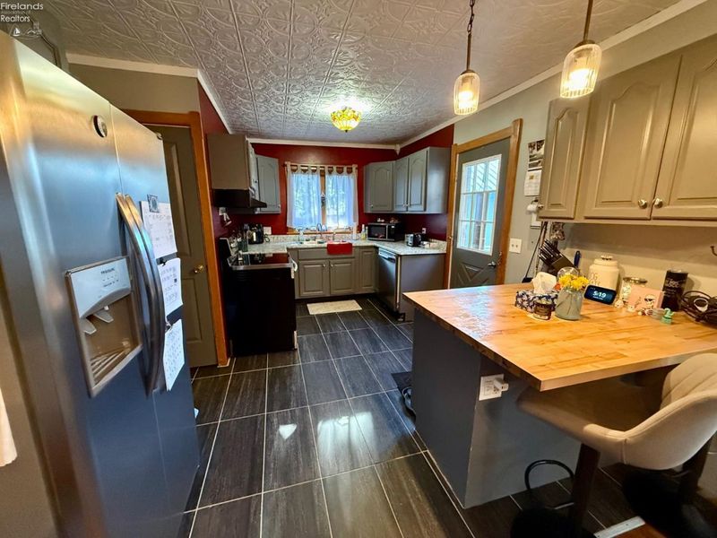 12 Walnut Street, Norwalk, OH 44857 Photo 2