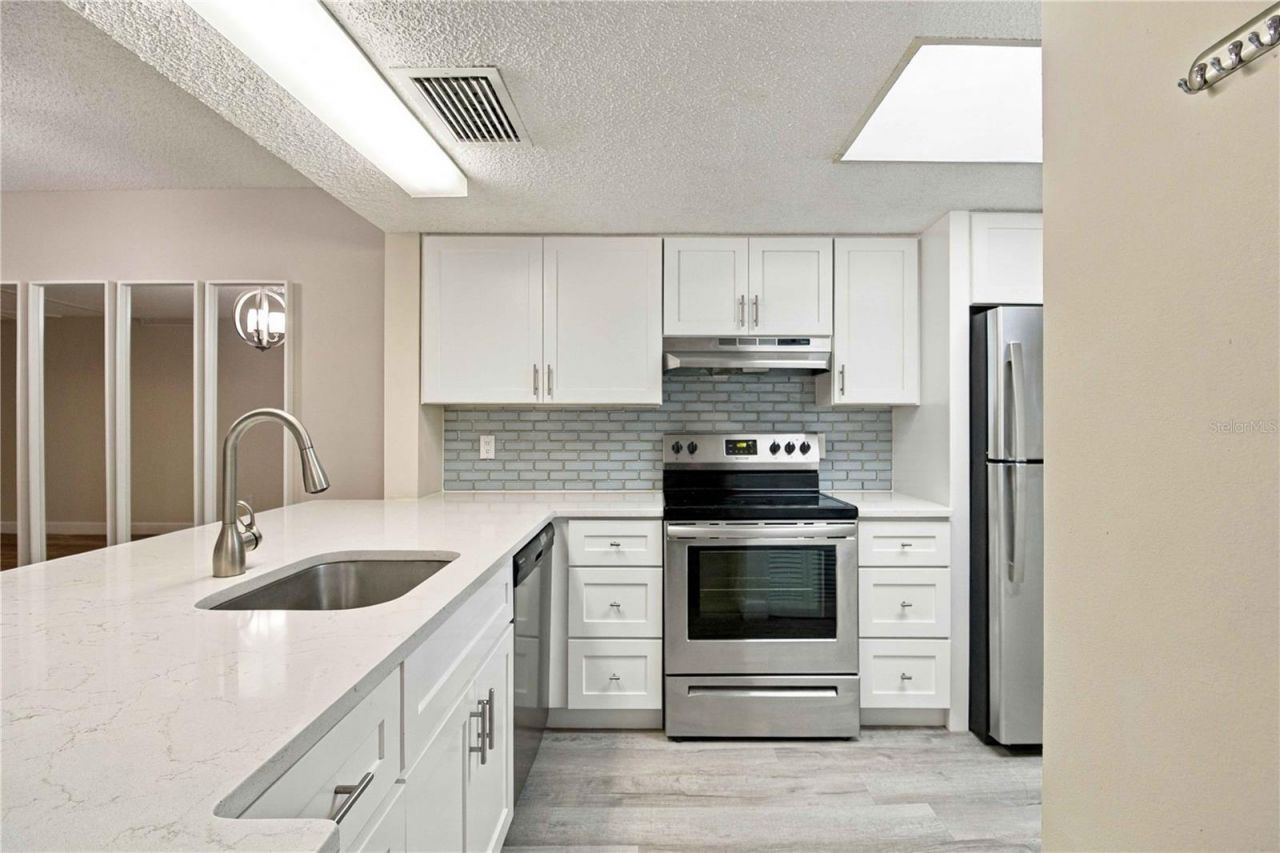 7500 40th Avenue W, Unit 105, Bradenton, FL 34209 Photo