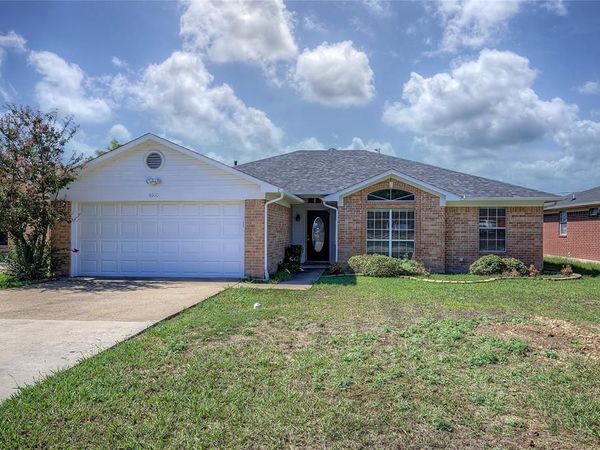 6910 Sayle Street, Greenville, TX 75402