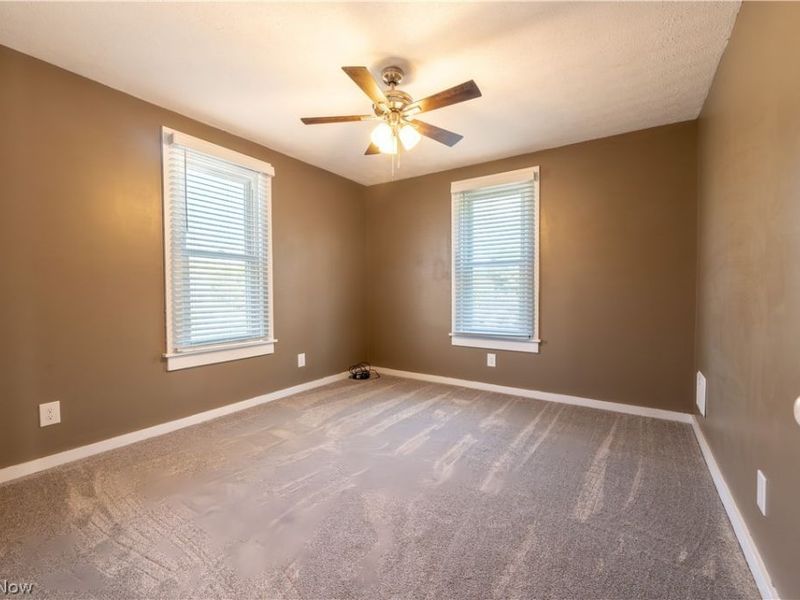 970 N Market Street, East Palestine, OH 44413 Photo 16