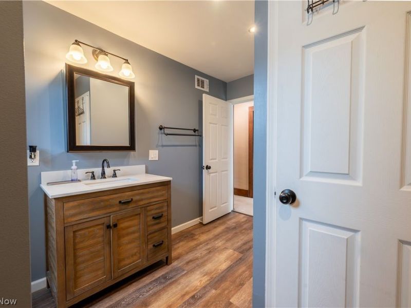 970 N Market Street, East Palestine, OH 44413 Photo 24
