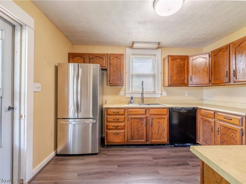 970 N Market Street, East Palestine, OH 44413 Photo 8