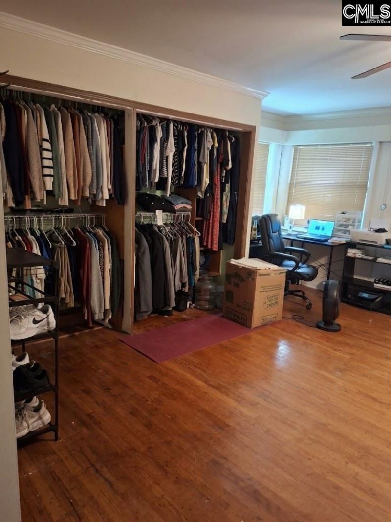4805 Barber Street Photo 7