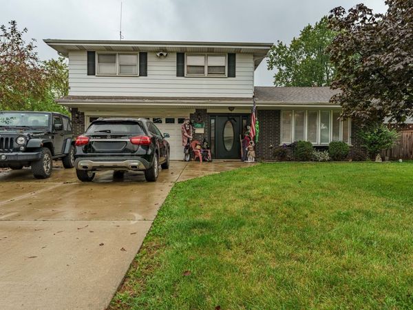 3N458 Patricia Lane , Elmhurst, IL 60126