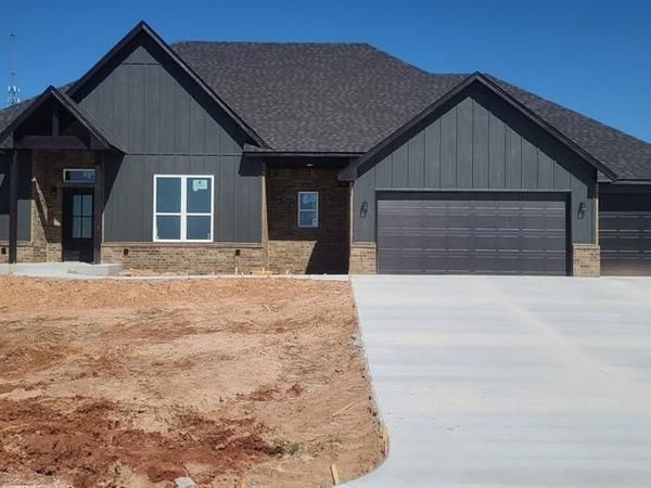 2418 Bear Creek Circle, Blanchard, OK 73010