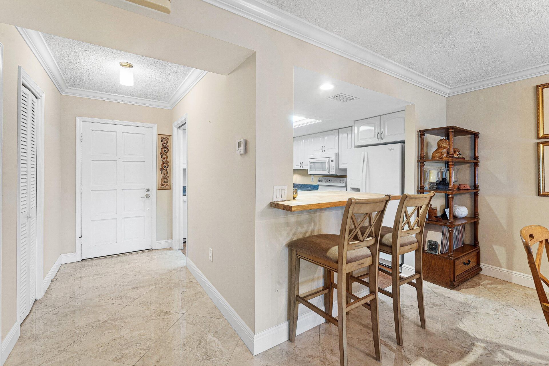 145 Atlantis Boulevard, Unit PH4, Atlantis, FL 33462 Photo