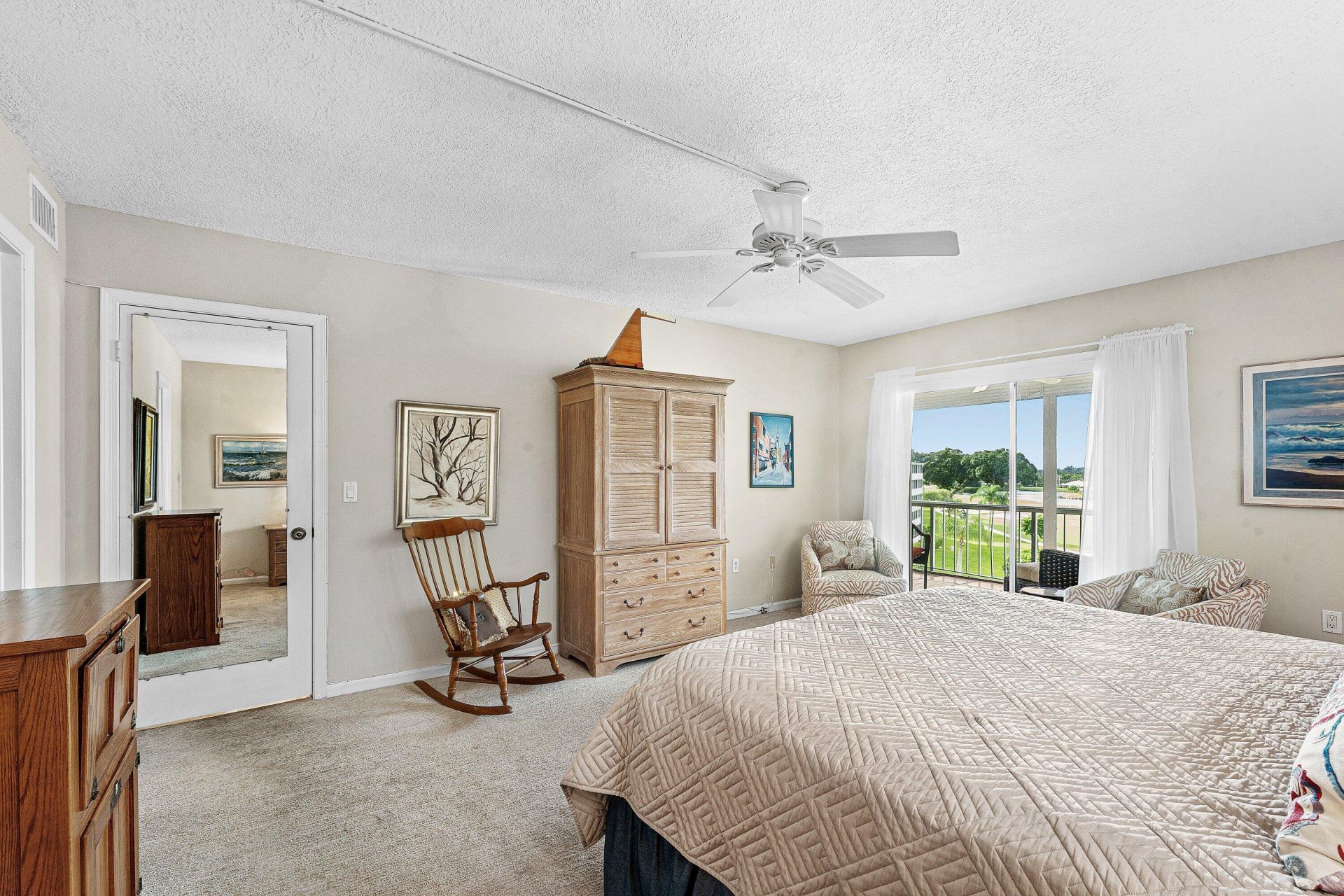 145 Atlantis Boulevard, Unit PH4, Atlantis, FL 33462 Photo