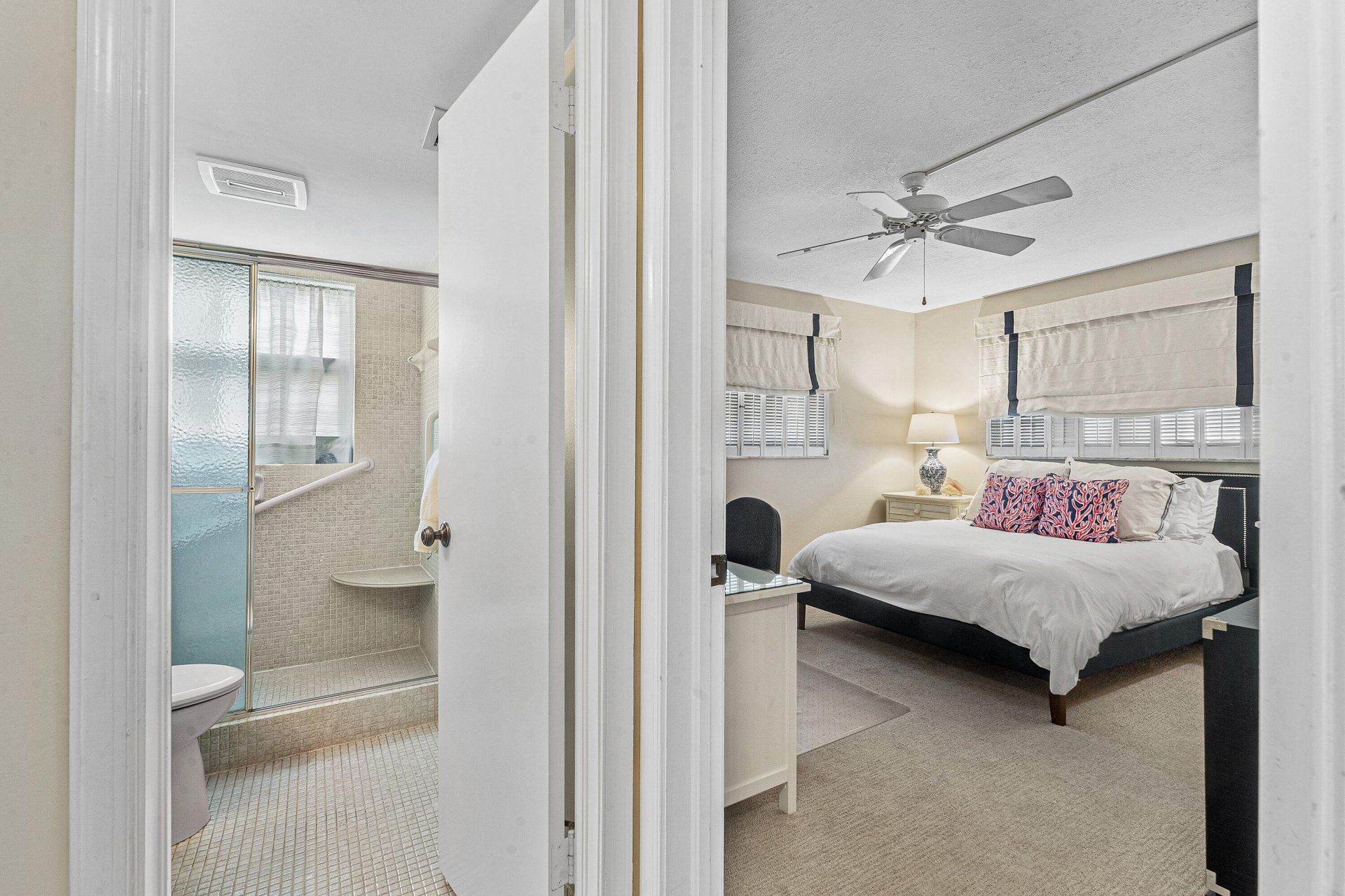 145 Atlantis Boulevard, Unit PH4, Atlantis, FL 33462 Photo