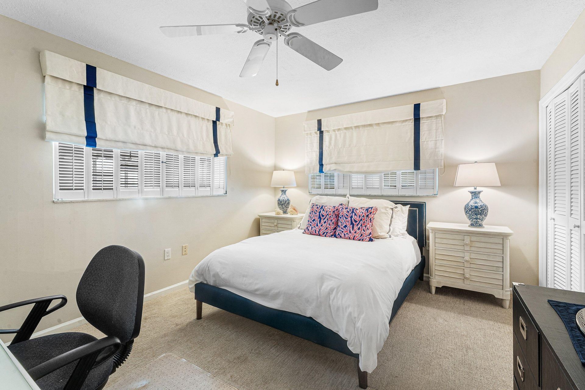 145 Atlantis Boulevard, Unit PH4, Atlantis, FL 33462 Photo