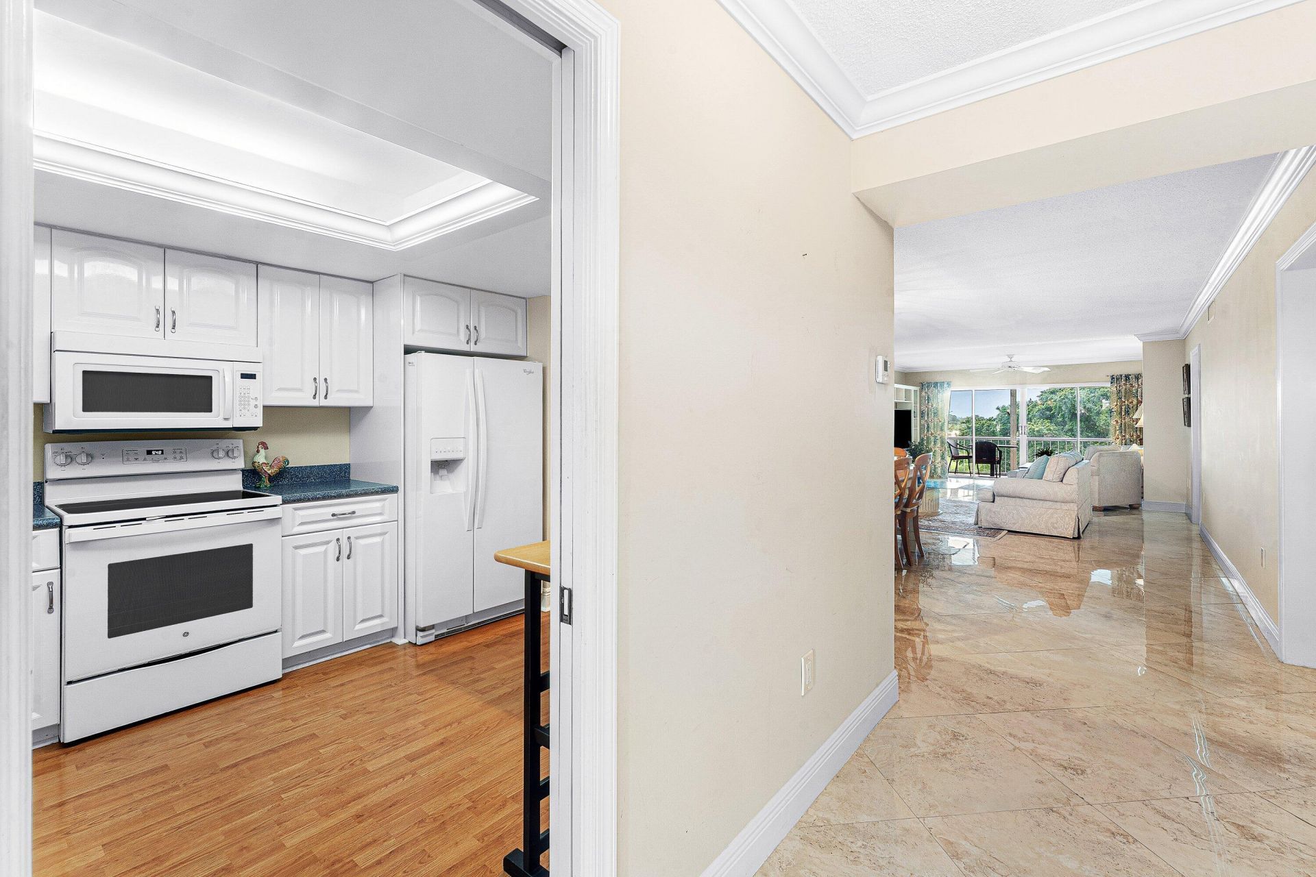 145 Atlantis Boulevard, Unit PH4, Atlantis, FL 33462 Photo