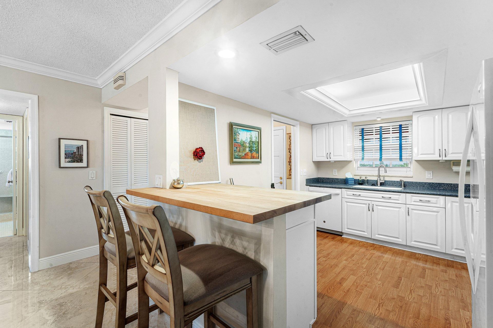145 Atlantis Boulevard, Unit PH4, Atlantis, FL 33462 Photo