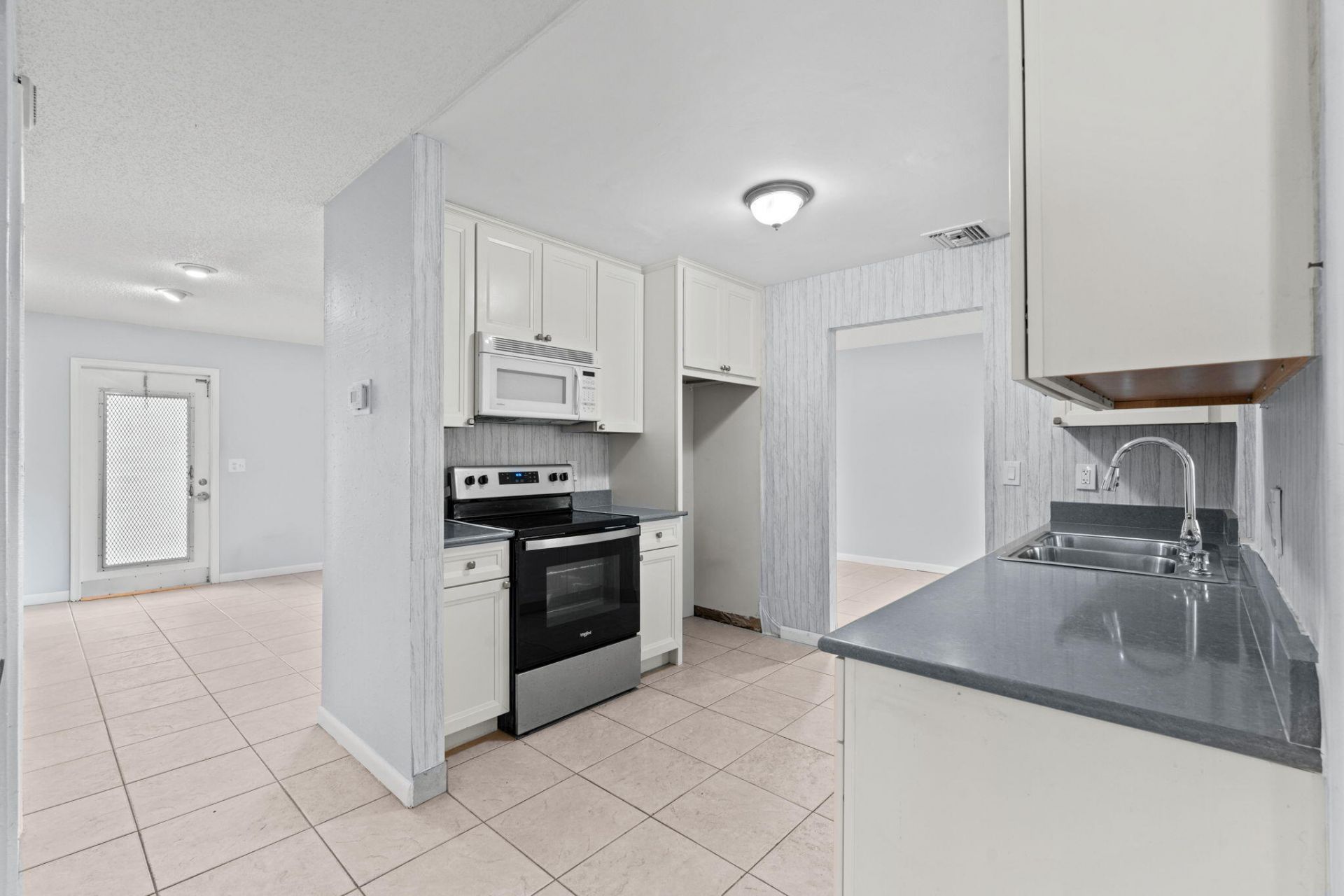 1171 NW 89th Avenue, Plantation, FL 33322 Photo