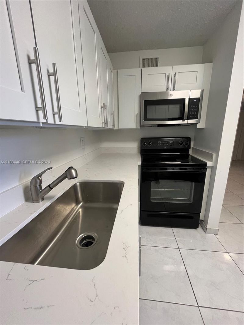 7430 SW 153rd Pl , Unit 106-1, Miami, FL 33193 Photo