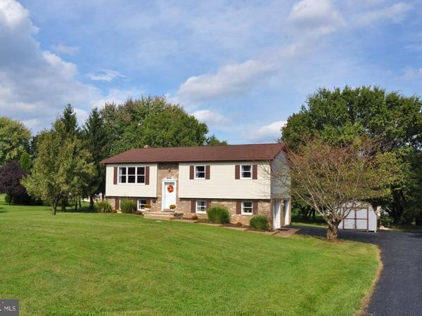 625 ANNETTE DRIVE, YORK, PA 17403