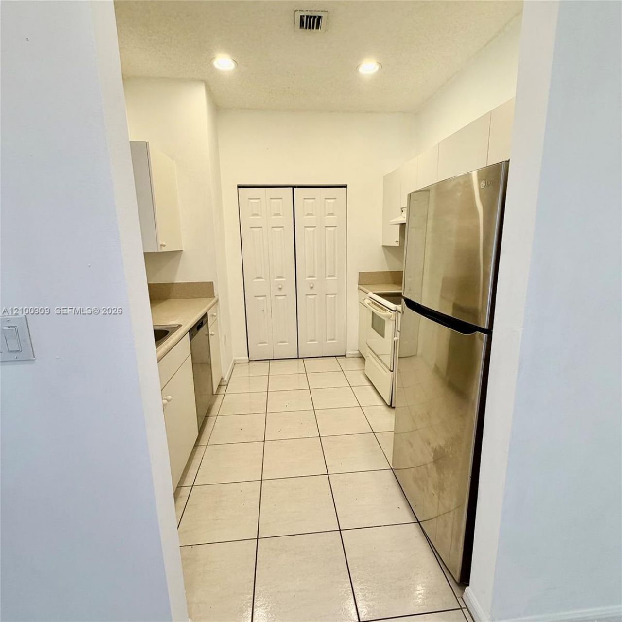 2238 NE 42nd Cir, Unit 2238, Homestead, FL 33033 Photo