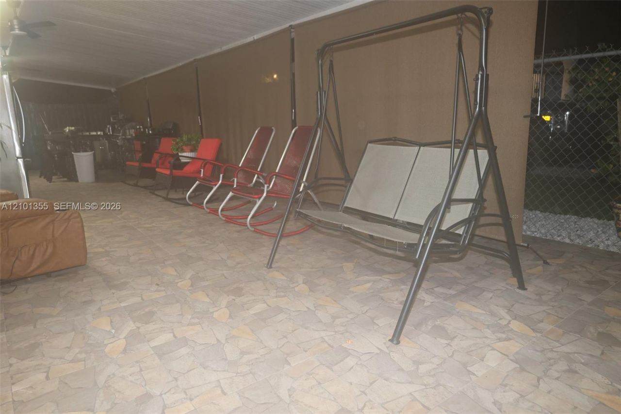 1290 NW 15th St , Homestead, FL 33030 Photo