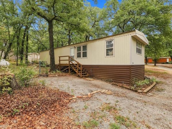 512 Mill Creek Resort Road , Unit 30, Pottsboro, TX 75076
