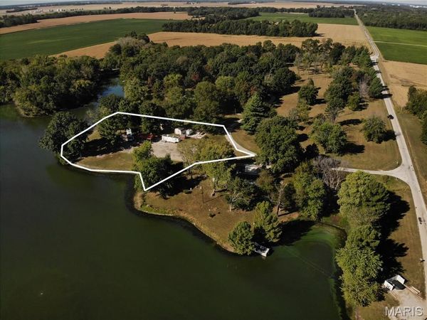 8354 Conservation Road , Alma, IL 62807