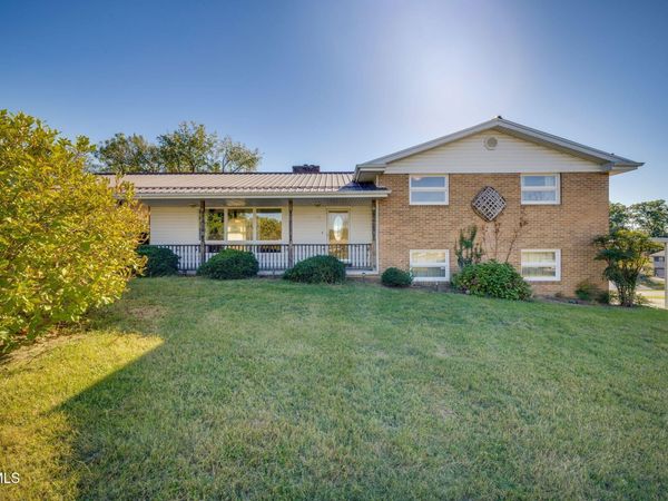 113 Rosefield Drive, Kingsport, TN 37660